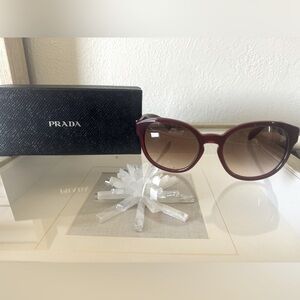 PRADA PR 18RS UAN0A6 - OPAL BORDEAUX. Sunglasses. Authentic